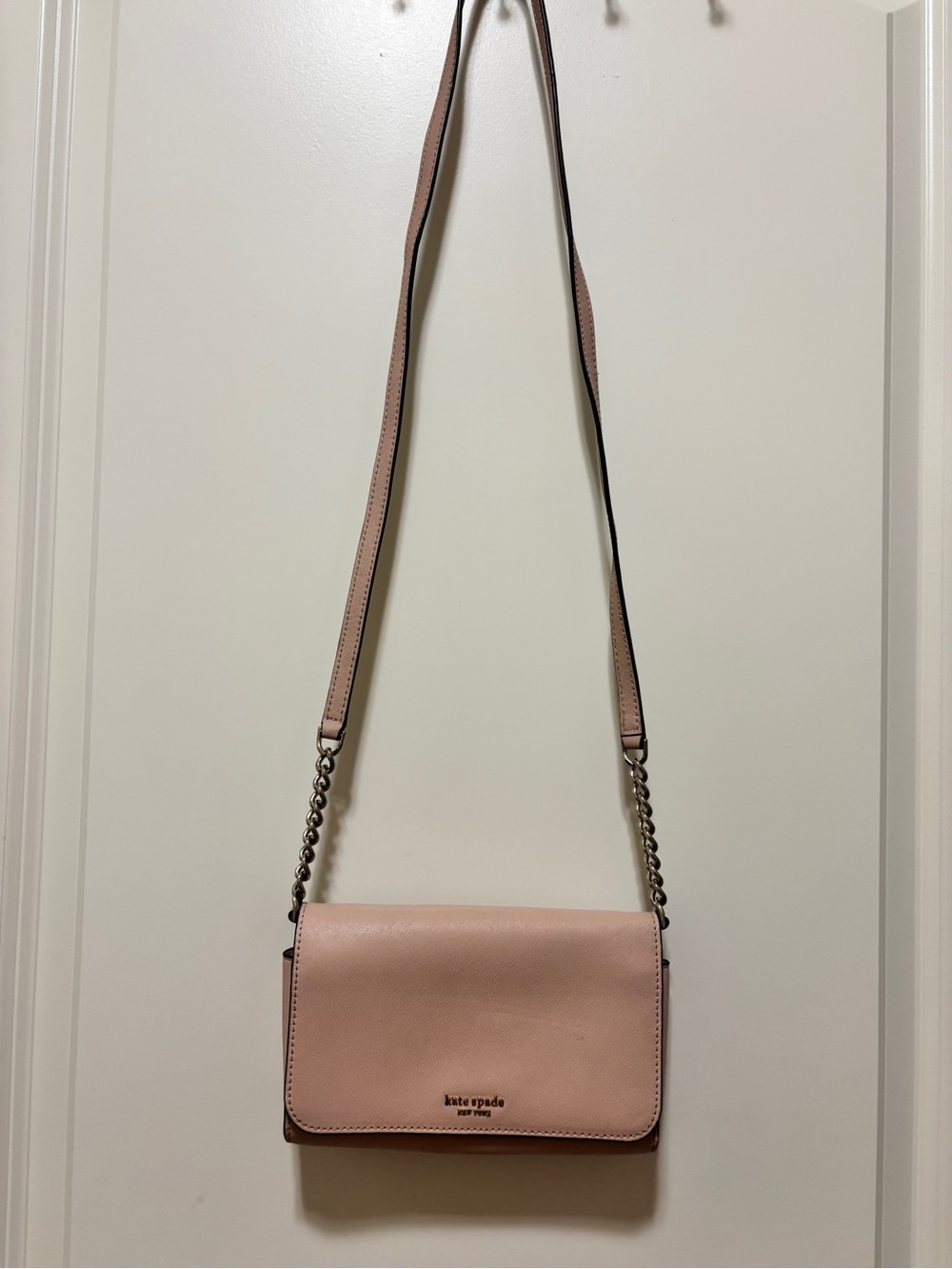 kate spade blush pink leather crossbody with gold chain strap